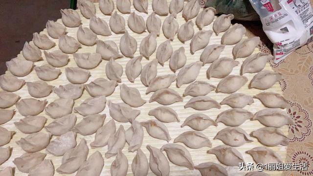 元宵節全國的習俗都一樣嗎？有沒(méi)有不吃元宵的地方？