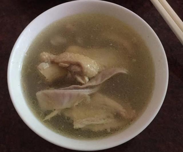 在這樣北風(fēng)呼嘯的日子里，想吃點(diǎn)暖心又暖胃的美食，大家有什么推薦嗎？